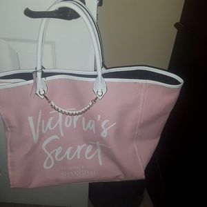 Vs tote